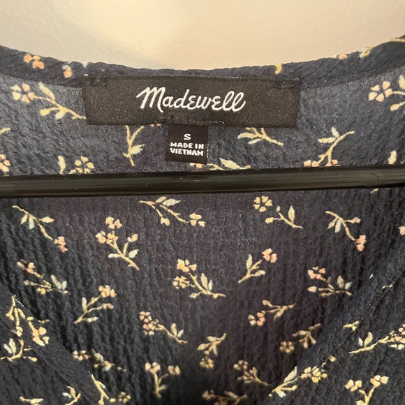 Madewell Puff-Sleeve Peplum Wrap Top in Spring Fling Small Floral Small Blue - Picture 4 of 12